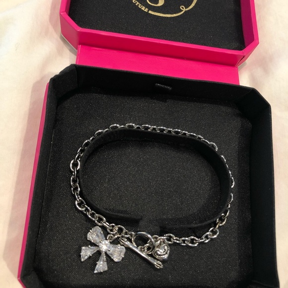 Juicy couture charm bracelet - Picture 2 of 3